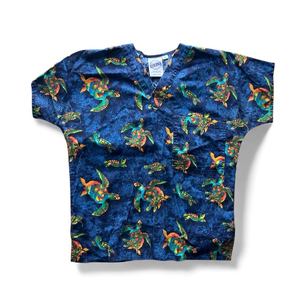 Women’s Colorful Turtle Print Scrub Top